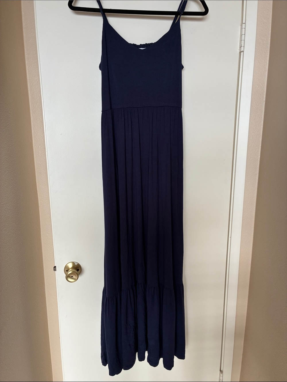 Navy blue Evereve size large knit maxi dress